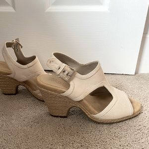 Aerosoles Birdhouse heels